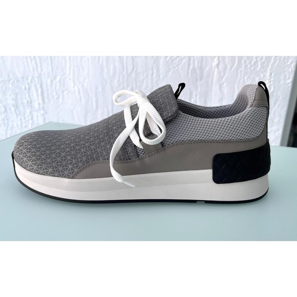 Bottega Veneta Gray Nylon & Leather Men's Sneaker Shoe Eur 39.5 (Model 548353)